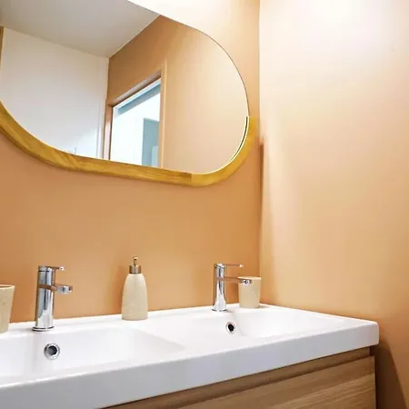 Confort Et Calme En Vallee D Ossau - Parking & Vue Montagne *